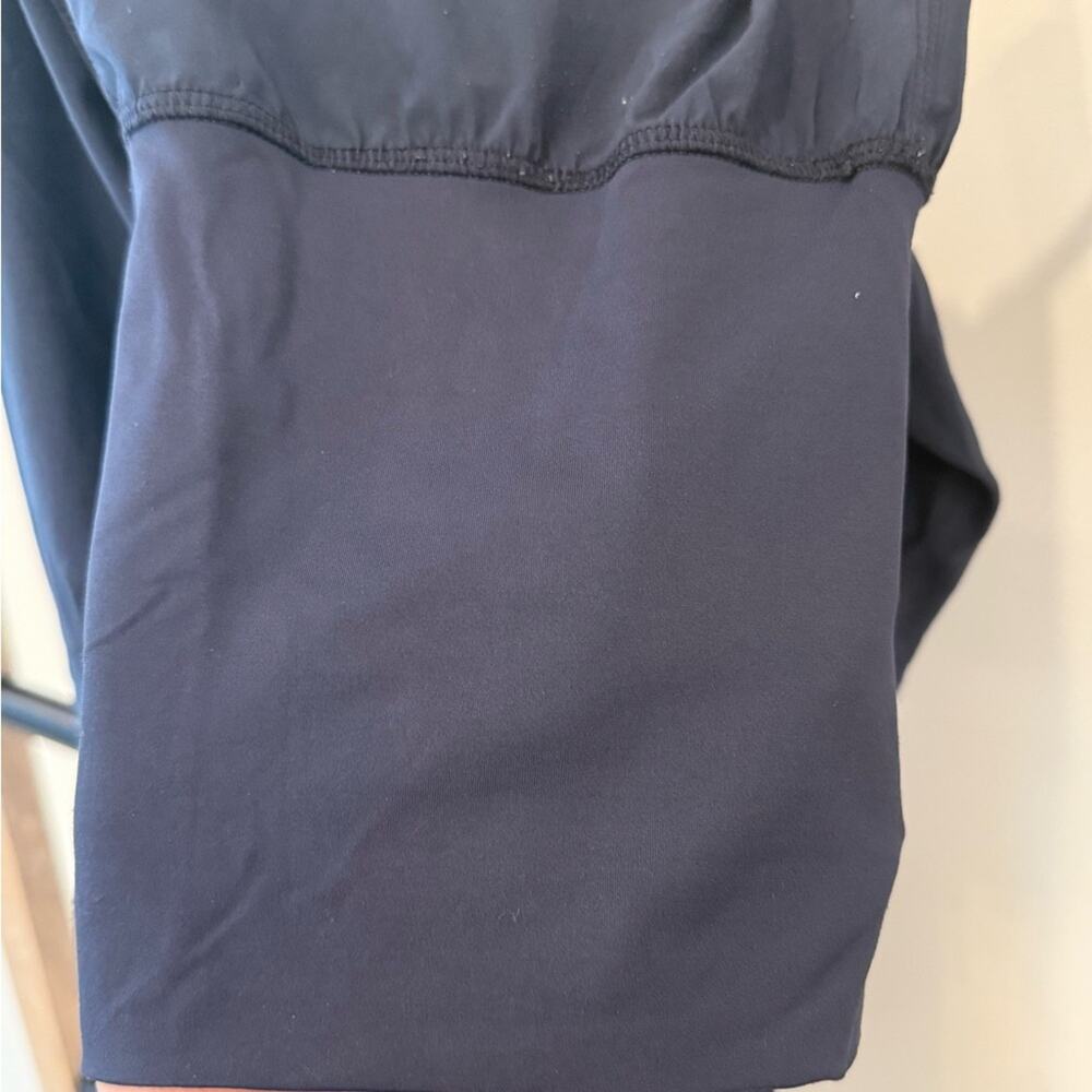Lululemon Navy lounge pant leggings 2 - Picture 7 of 7